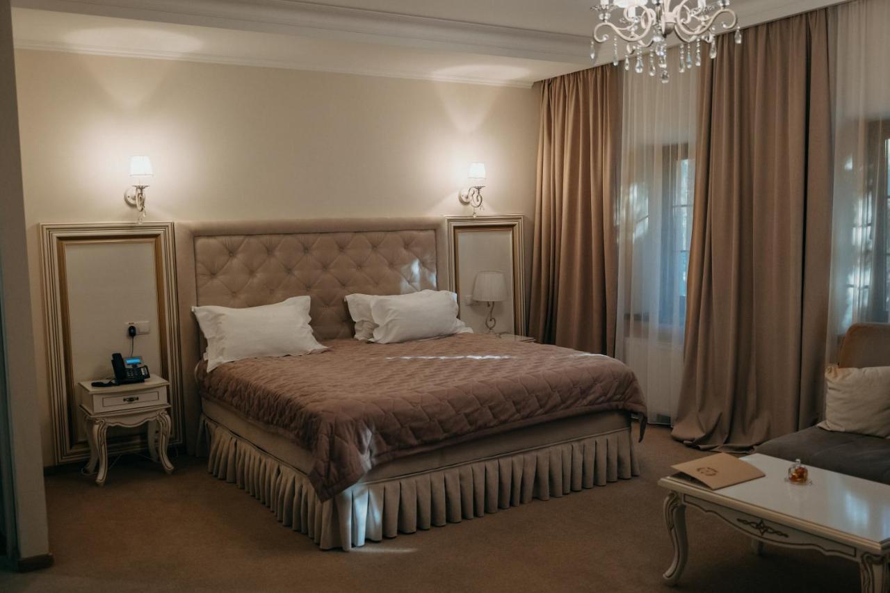 Hotel Zastava Uman Dmytrushky Zimmer foto