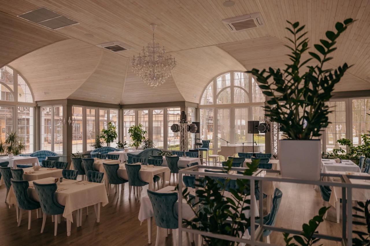 Hotel Zastava Uman Dmytrushky Exterior foto